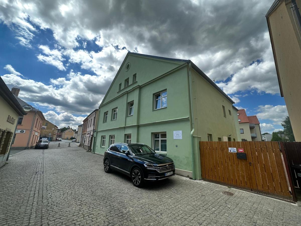 Apartmany Tachov - Couple Exterior photo